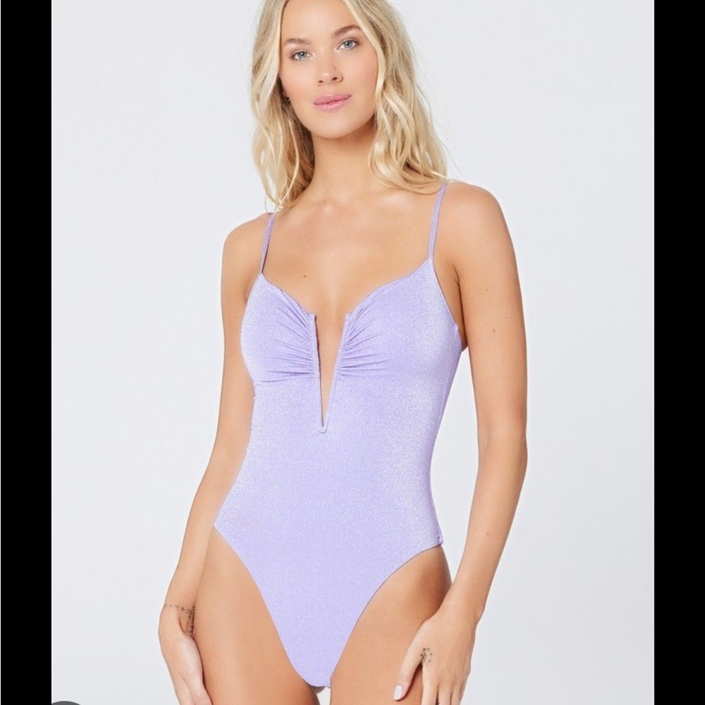 🆕 Revolve X L*Space Roxanne One Piece Swimsuit in Shimmer Amethyst